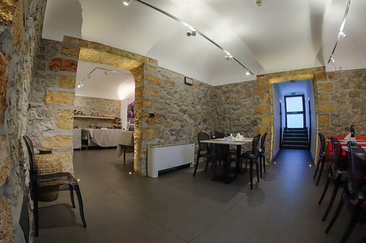 Tonic Hotel