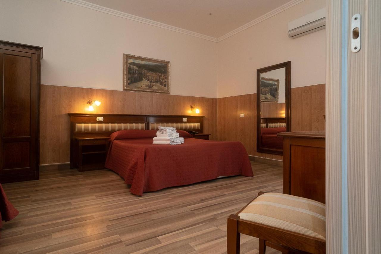 Tonic 3* Palermo