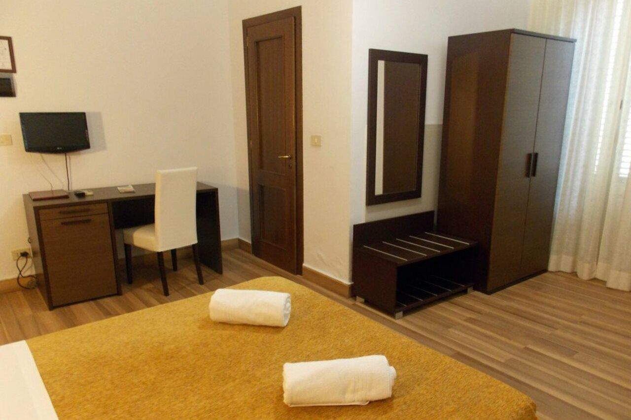 Tonic Hotel 3*