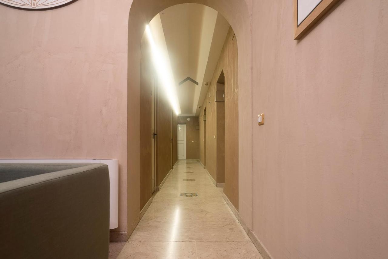 Hotel Tonic